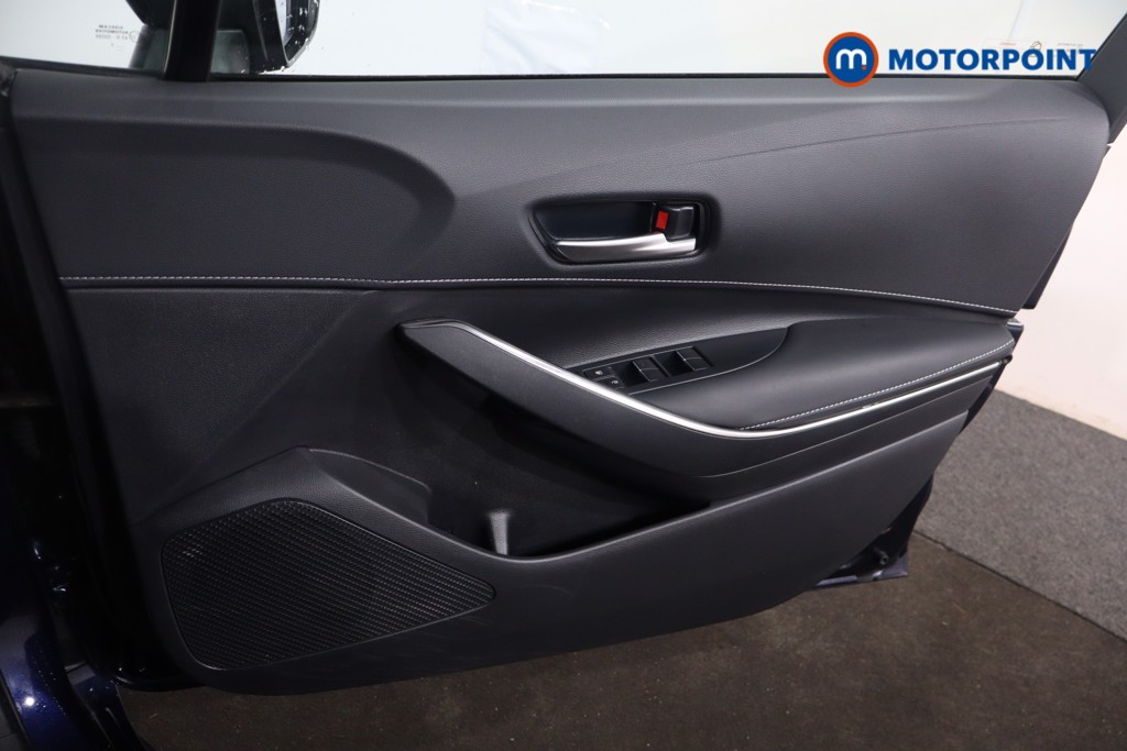 Toyota Corolla Design Automatic Petrol-Electric Hybrid Estate - Stock Number (1598752) - 22nd supplementary image