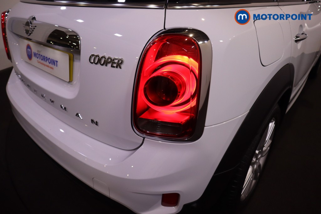 Mini Countryman Cooper Exclusive Automatic Petrol SUV - Stock Number (1598978) - 26th supplementary image