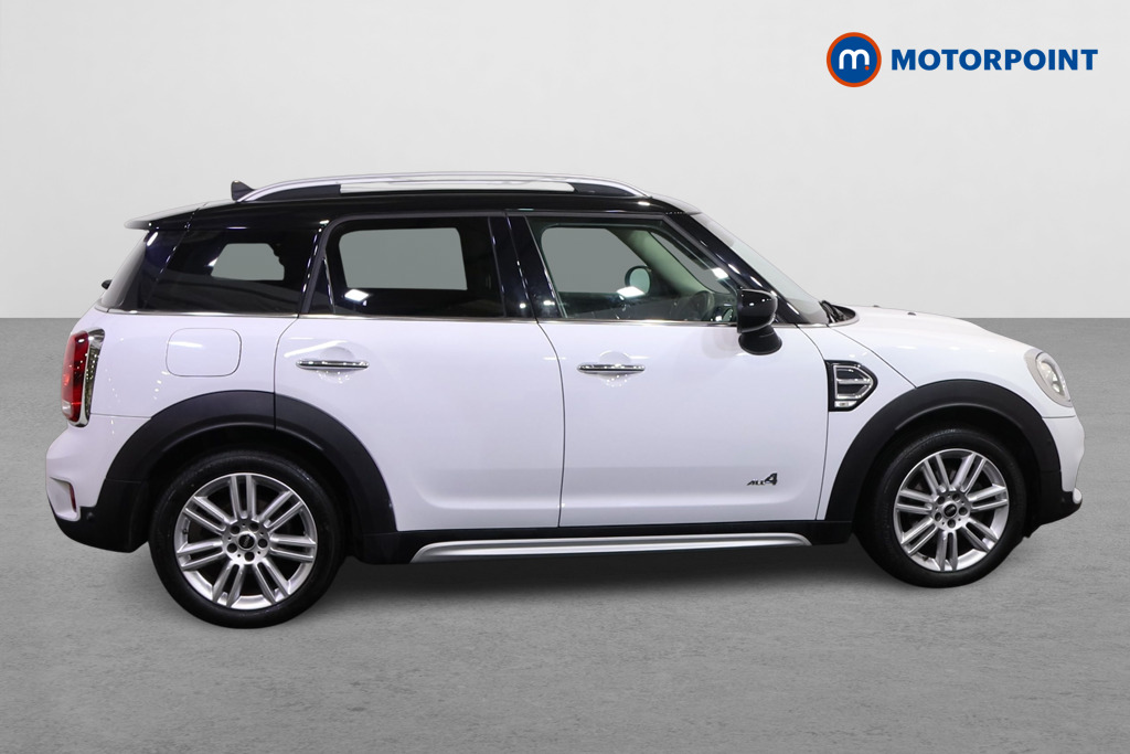 Mini Countryman Cooper Exclusive Automatic Petrol SUV - Stock Number (1598978) - Drivers side