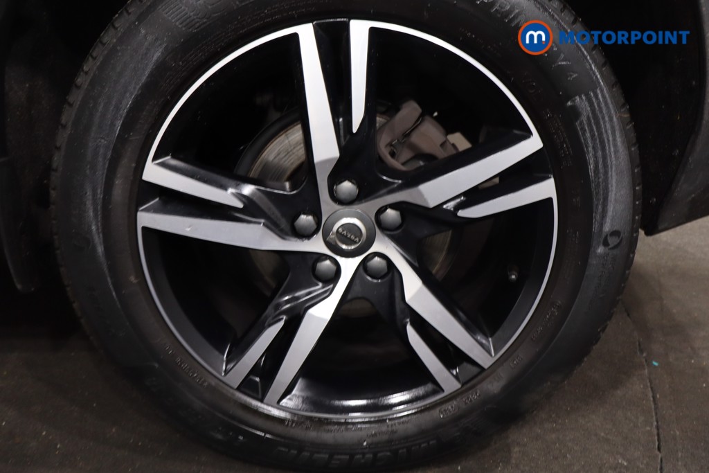 Volvo Xc40 R Design Manual Petrol SUV - Stock Number (1599072) - 12th supplementary image