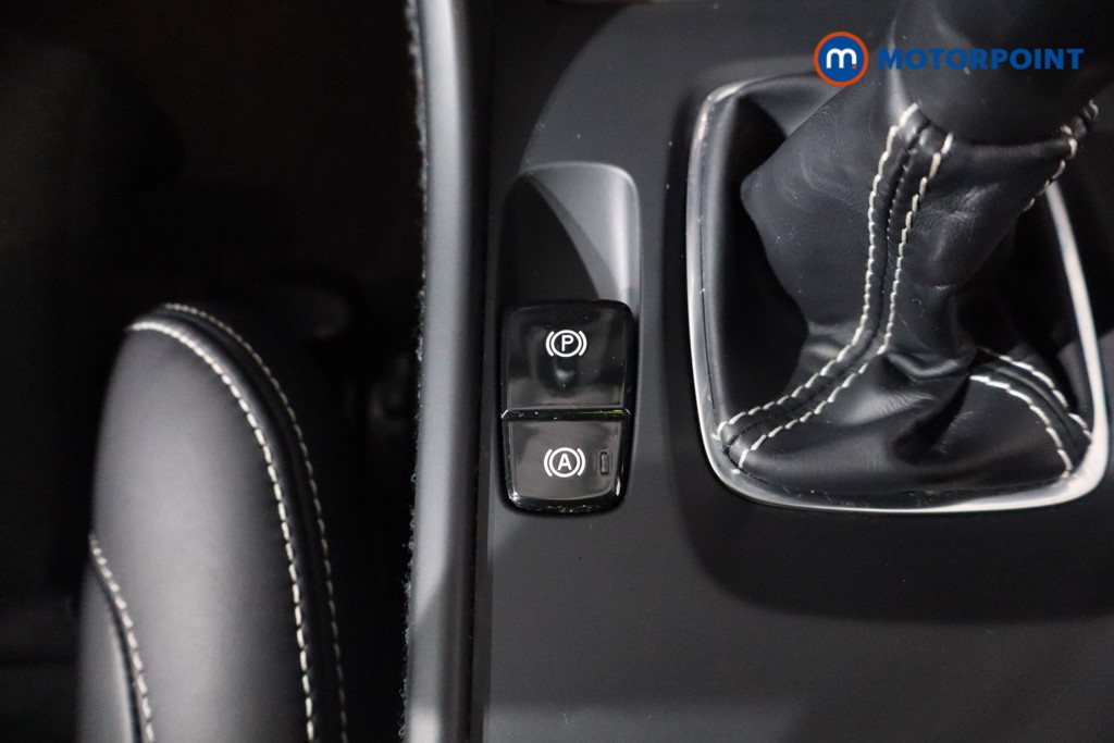 Volvo Xc40 R Design Manual Petrol SUV - Stock Number (1599072) - 20th supplementary image