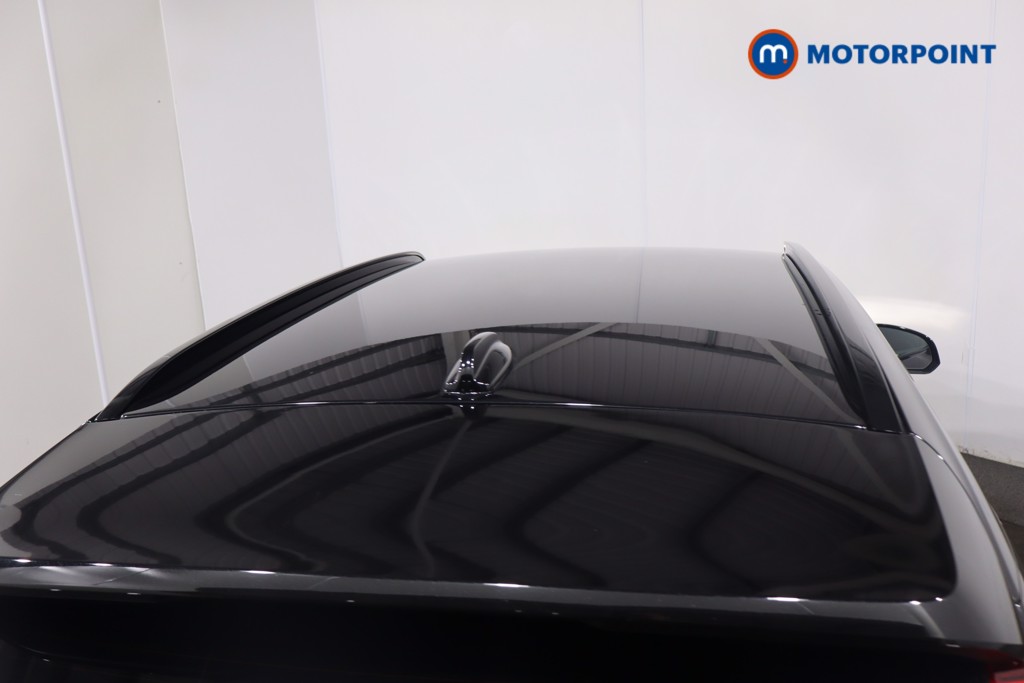 Volvo Xc40 R Design Manual Petrol SUV - Stock Number (1599072) - 30th supplementary image