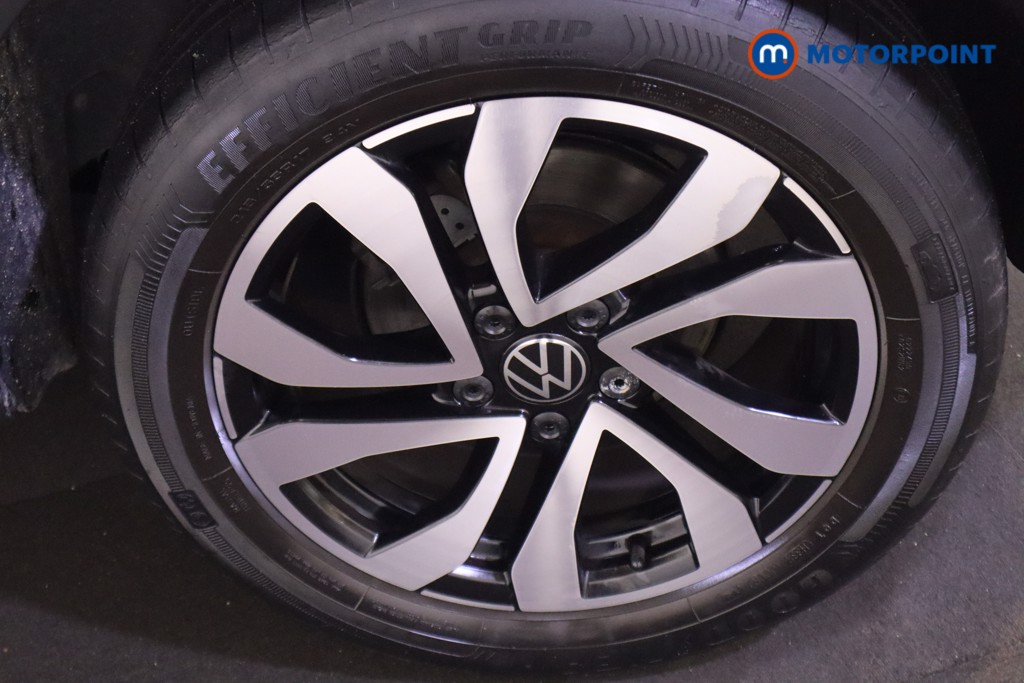 Volkswagen T-Roc Active Automatic Petrol SUV - Stock Number (1599075) - 23rd supplementary image