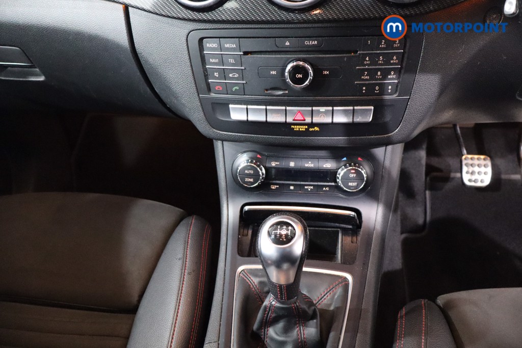 Mercedes-Benz B Class Amg Line Manual Diesel Hatchback - Stock Number (1599076) - 13th supplementary image