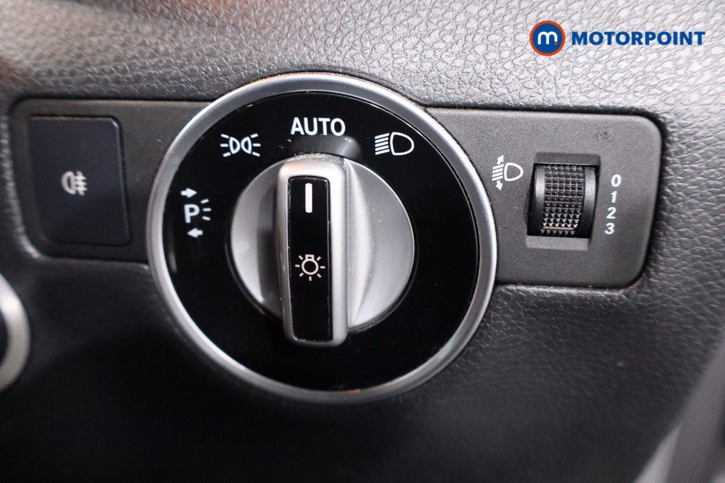 Mercedes-Benz B Class Amg Line Manual Diesel Hatchback - Stock Number (1599076) - 15th supplementary image