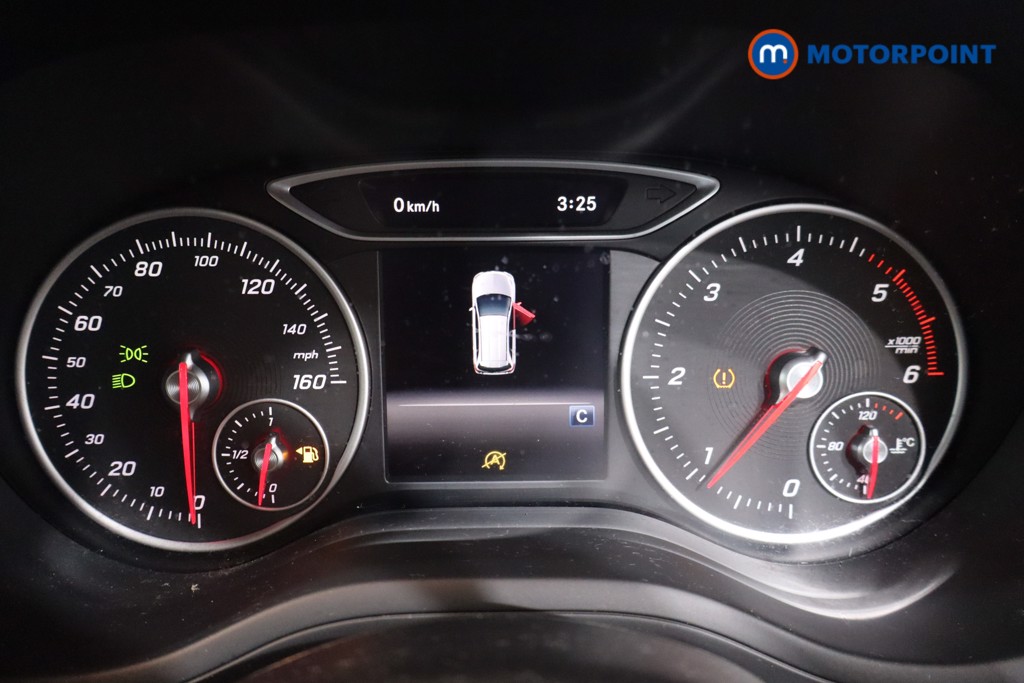 Mercedes-Benz B Class Amg Line Manual Diesel Hatchback - Stock Number (1599076) - 16th supplementary image