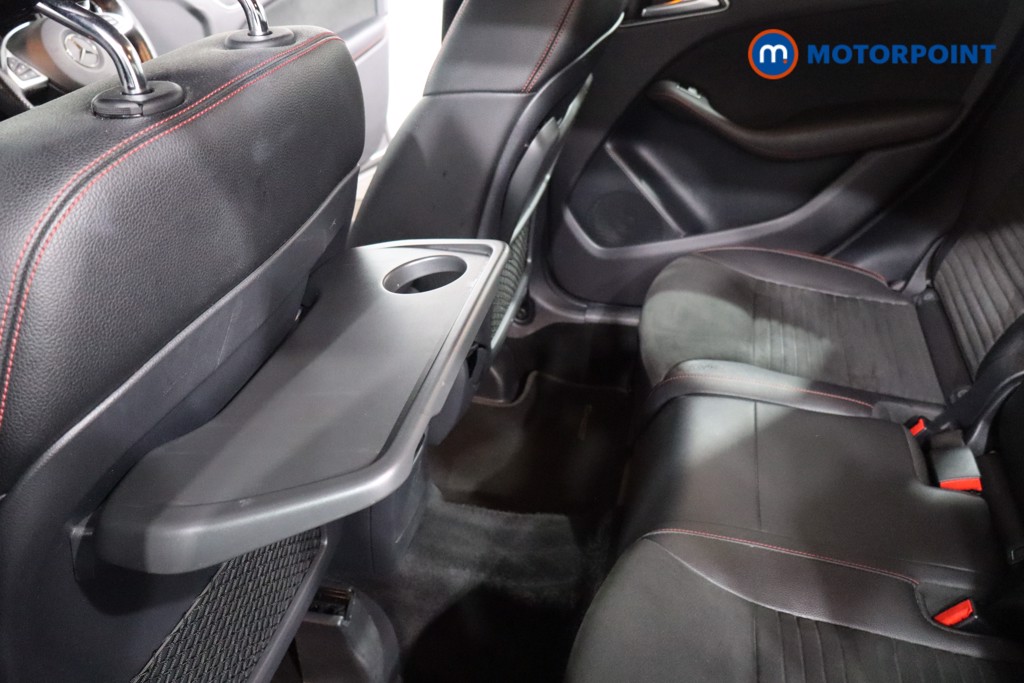 Mercedes-Benz B Class Amg Line Manual Diesel Hatchback - Stock Number (1599076) - 18th supplementary image