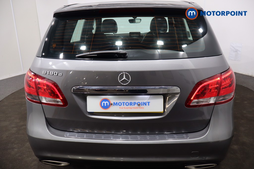 Mercedes-Benz B Class Amg Line Manual Diesel Hatchback - Stock Number (1599076) - 26th supplementary image