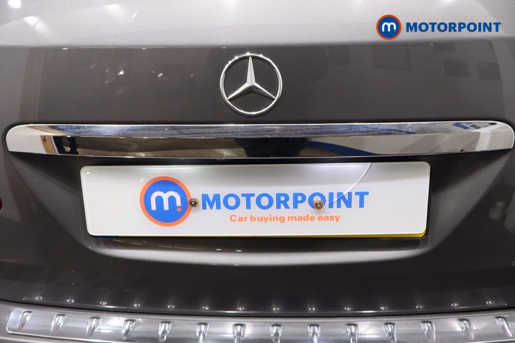 Mercedes-Benz B Class Amg Line Manual Diesel Hatchback - Stock Number (1599076) - 30th supplementary image