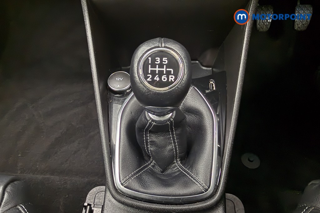 Ford Fiesta Titanium X Manual Petrol Hatchback - Stock Number (1599088) - 6th supplementary image