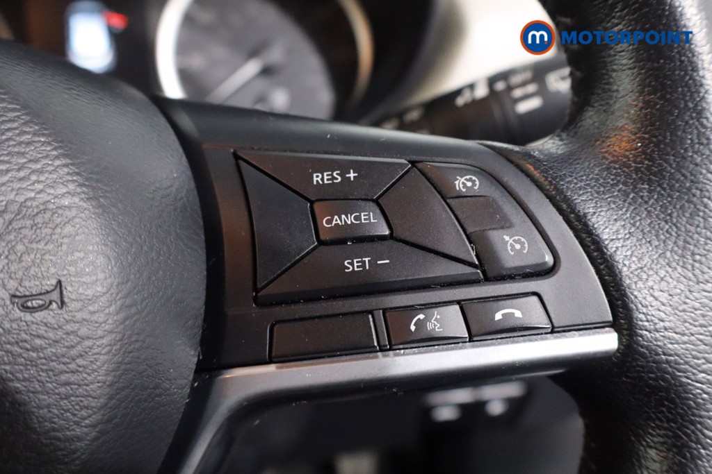 Nissan Micra N-Connecta Manual Diesel Hatchback - Stock Number (1599353) - 8th supplementary image