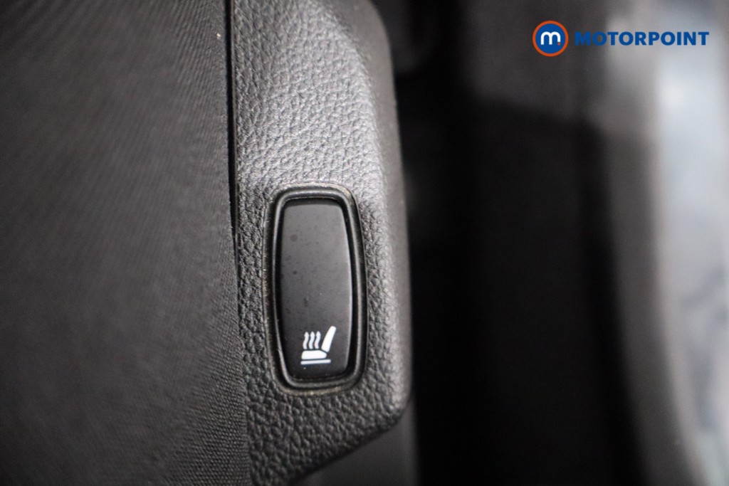 Dacia Duster Prestige Manual Petrol SUV - Stock Number (1599414) - 15th supplementary image