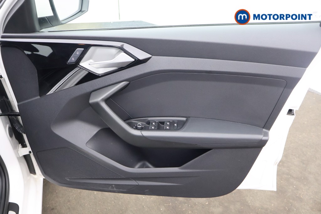 Audi A1 Sport Manual Petrol Hatchback - Stock Number (1599452) - 9th supplementary image