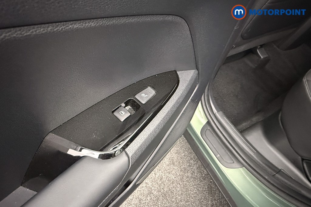 KIA Sportage 3 Automatic Petrol-Electric Hybrid SUV - Stock Number (1599594) - 21st supplementary image