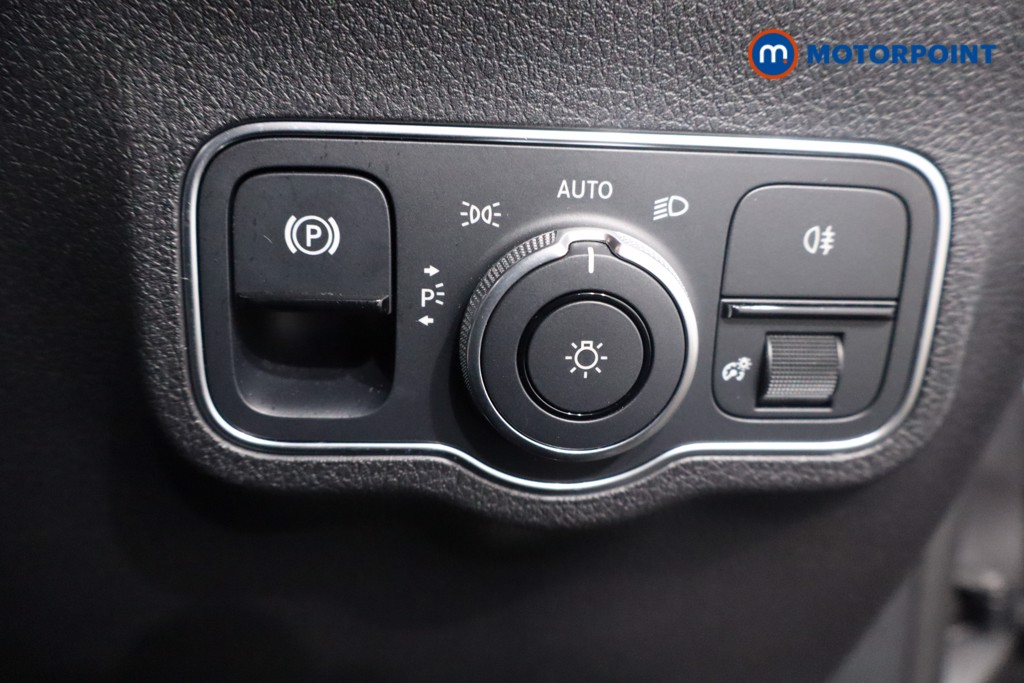 Mercedes-Benz GLB Amg Line Automatic Diesel SUV - Stock Number (1599724) - 22nd supplementary image