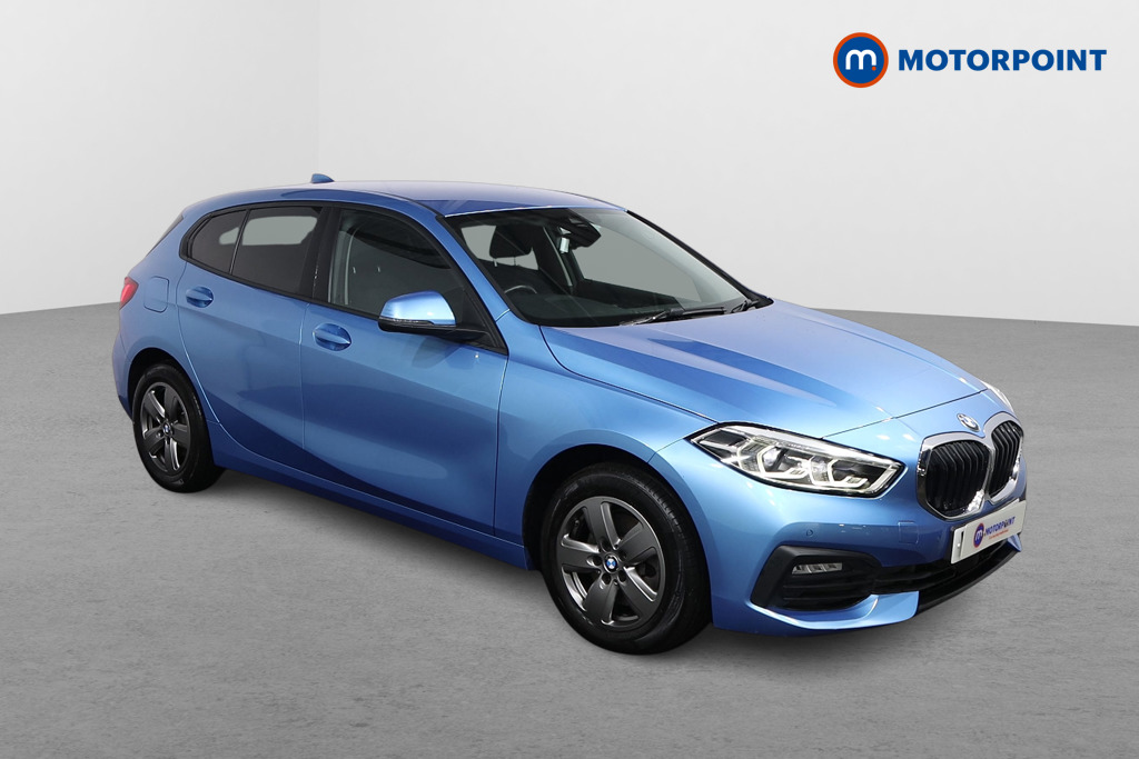 BMW 1 Series SE Automatic Diesel Hatchback - Stock Number (1599728) - Drivers side front corner