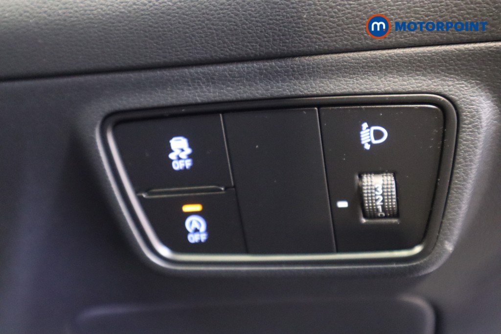 Hyundai Tucson Premium Manual Petrol SUV - Stock Number (1599919) - 12th supplementary image