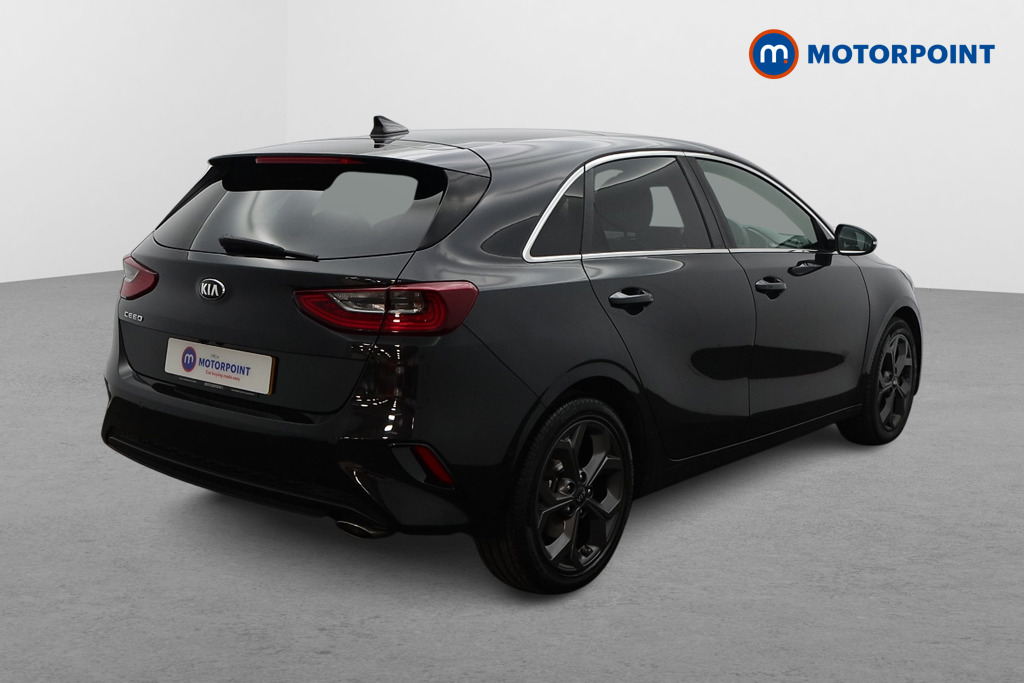 KIA Ceed First Edition Automatic Petrol Hatchback - Stock Number (1570055) - Drivers side rear corner