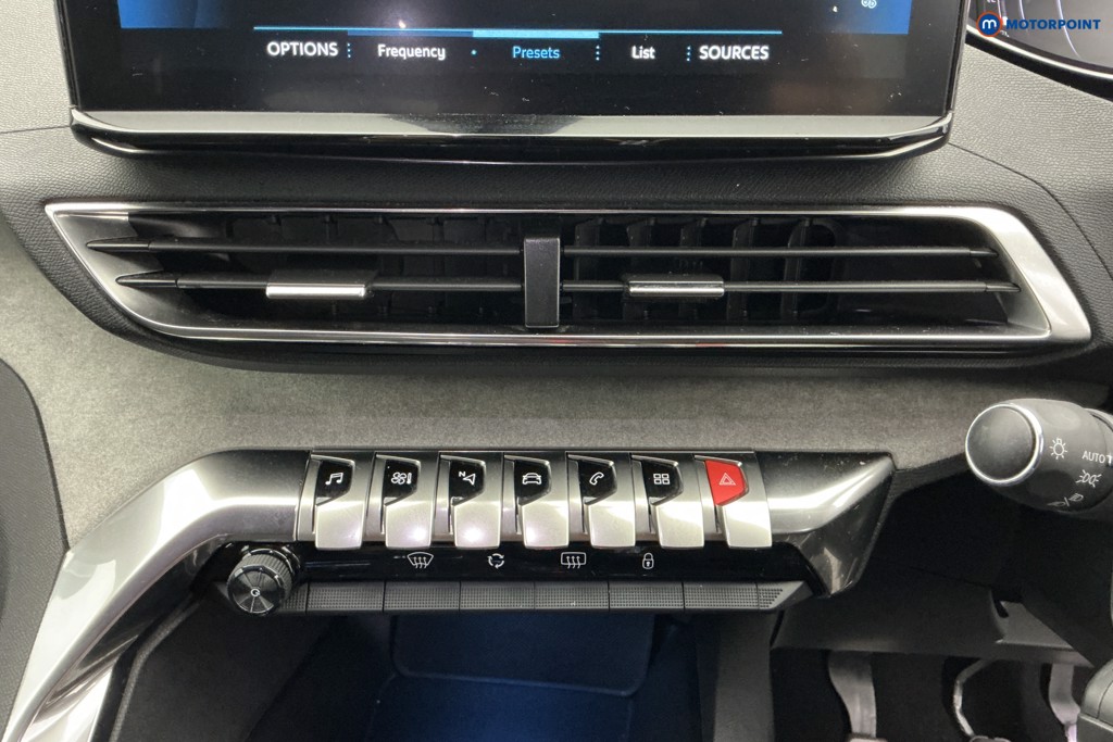 Peugeot 5008 GT Automatic Diesel SUV - Stock Number (1571666) - 15th supplementary image