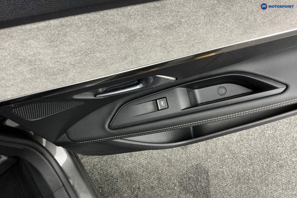 Peugeot 5008 GT Automatic Diesel SUV - Stock Number (1571666) - 23rd supplementary image