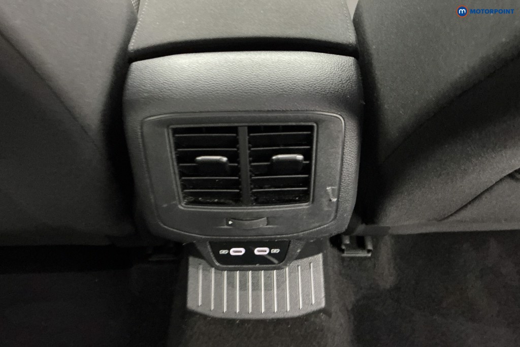 Volkswagen T-Roc SEL Automatic Petrol SUV - Stock Number (1571867) - 10th supplementary image