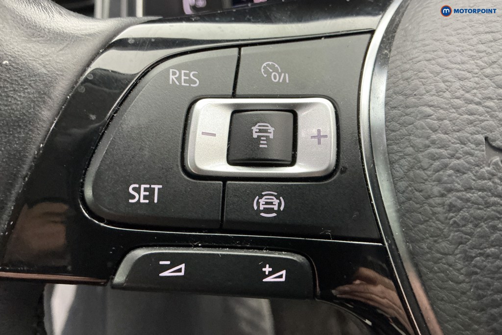 Volkswagen T-Roc SEL Automatic Petrol SUV - Stock Number (1571867) - 18th supplementary image