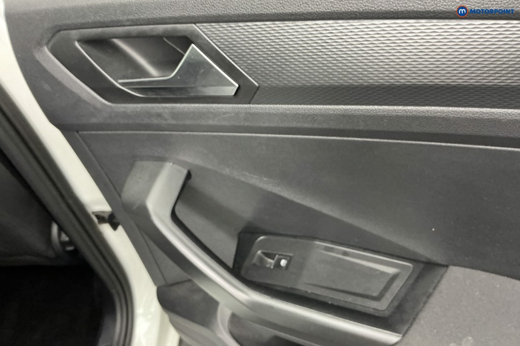Volkswagen T-Roc SEL Automatic Petrol SUV - Stock Number (1571867) - 24th supplementary image