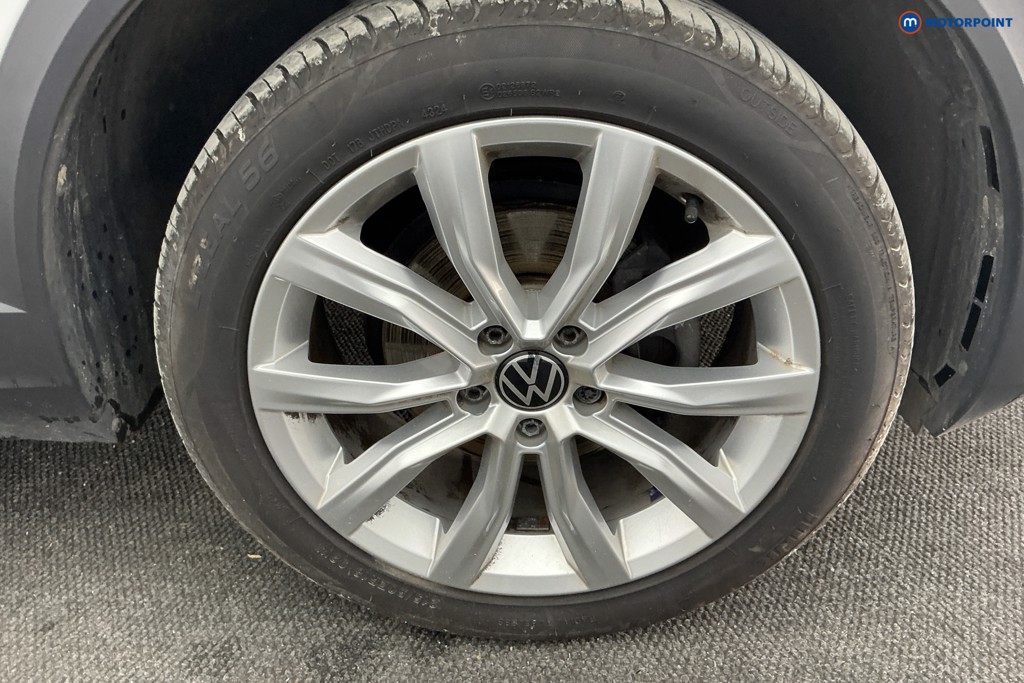 Volkswagen T-Roc SEL Automatic Petrol SUV - Stock Number (1571867) - 32nd supplementary image