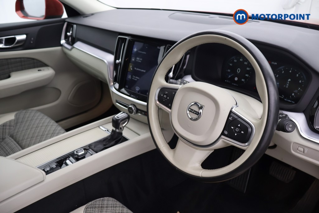 Volvo V60 Momentum Automatic Petrol Estate - Stock Number (1573020) - 9th supplementary image