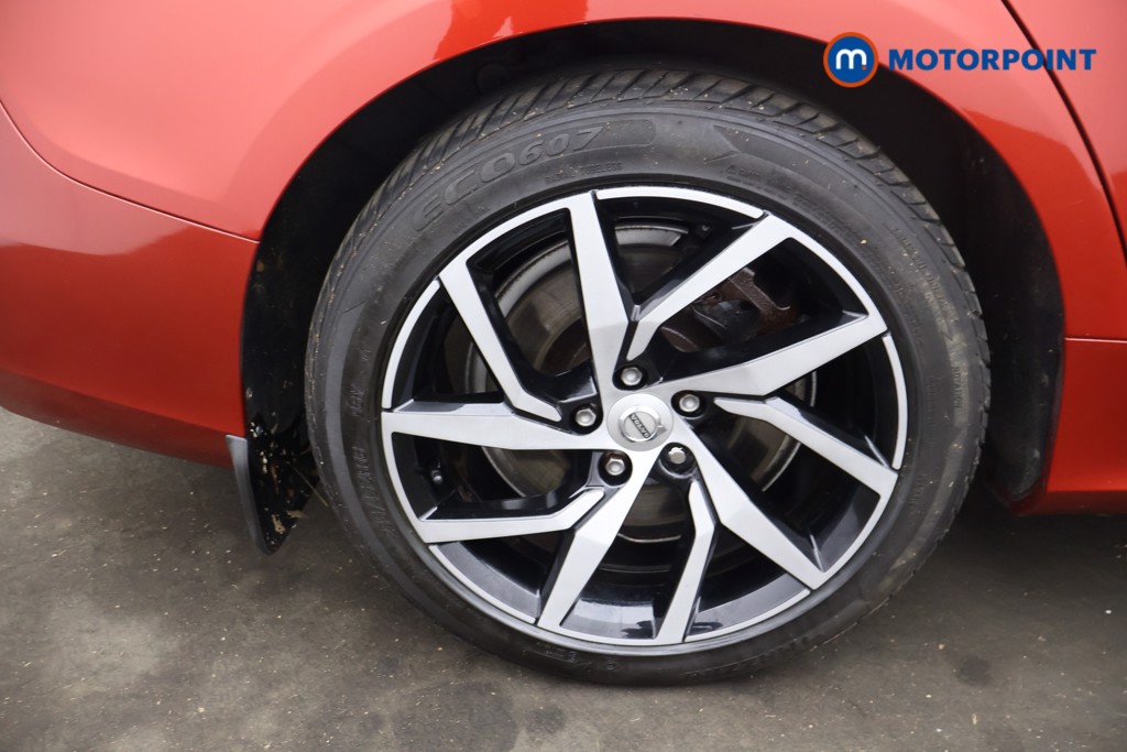 Volvo V60 Momentum Automatic Petrol Estate - Stock Number (1573020) - 13th supplementary image