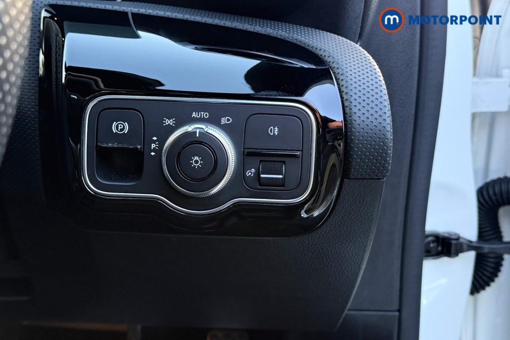 Mercedes-Benz A Class Amg Line Automatic Petrol Hatchback - Stock Number (1575281) - 14th supplementary image