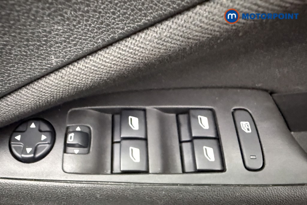 Vauxhall Crossland Se Edition Manual Petrol SUV - Stock Number (1576310) - 17th supplementary image