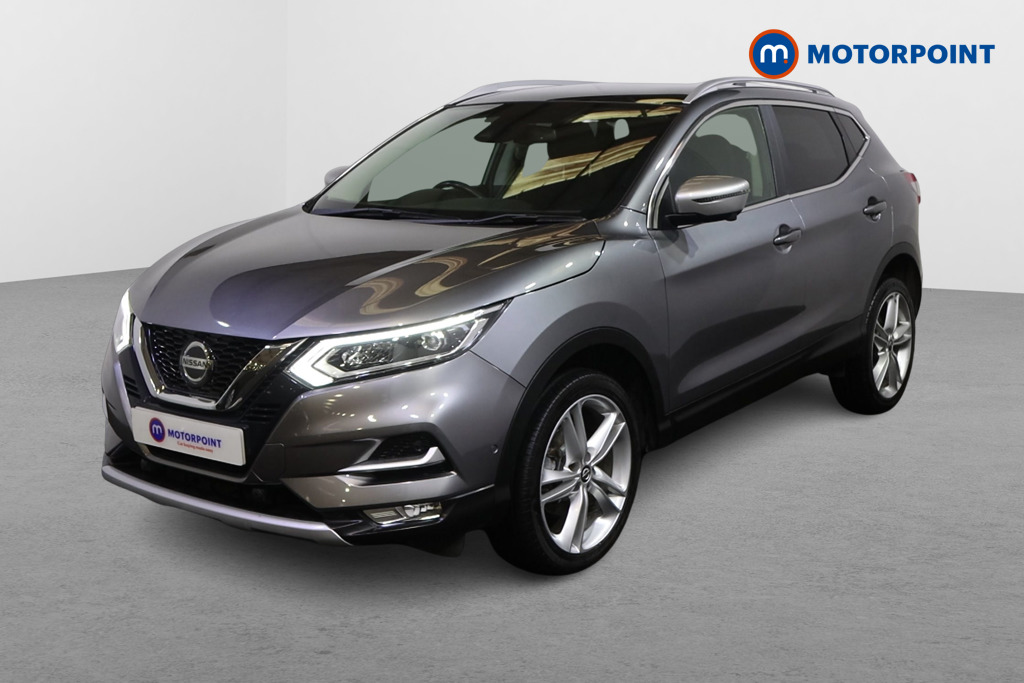 Nissan Qashqai N-Motion Manual Diesel SUV - Stock Number (1576982) - Passenger side front corner