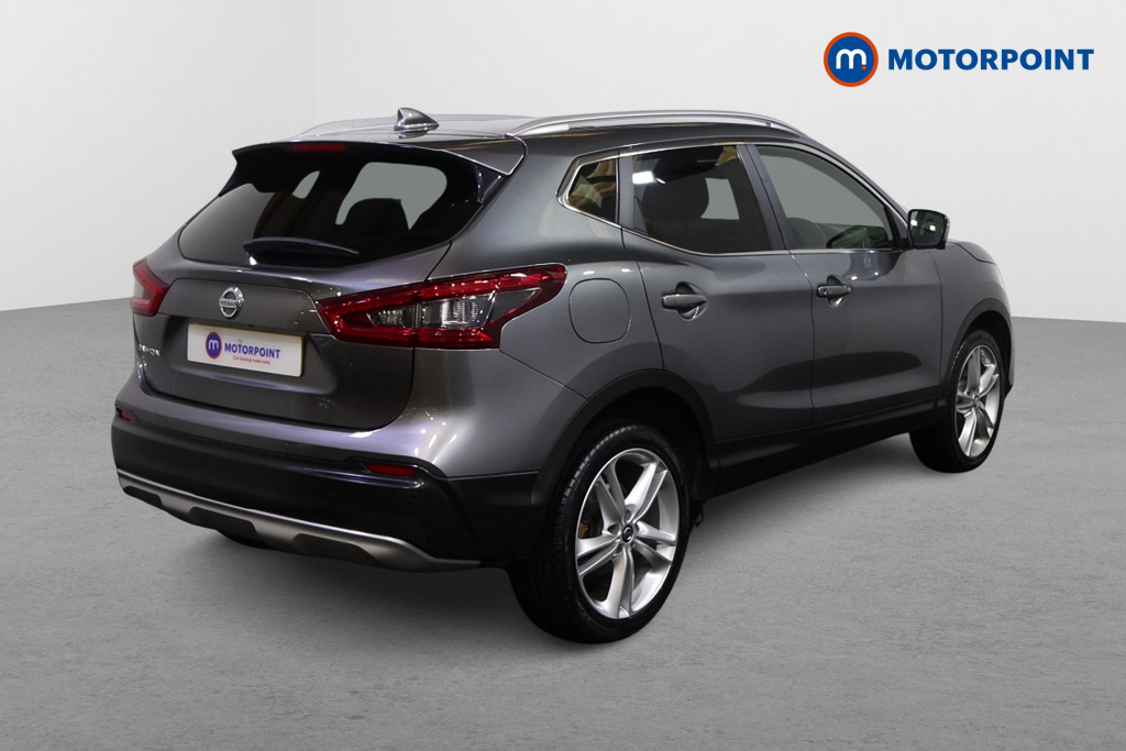 Nissan Qashqai N-Motion Manual Diesel SUV - Stock Number (1576982) - Drivers side rear corner