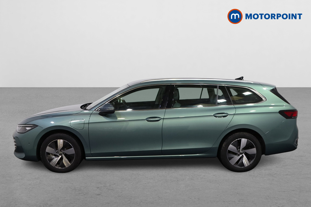 Volkswagen Passat Life Automatic Petrol Plug-In Hybrid Estate - Stock Number (1578097) - Passenger side