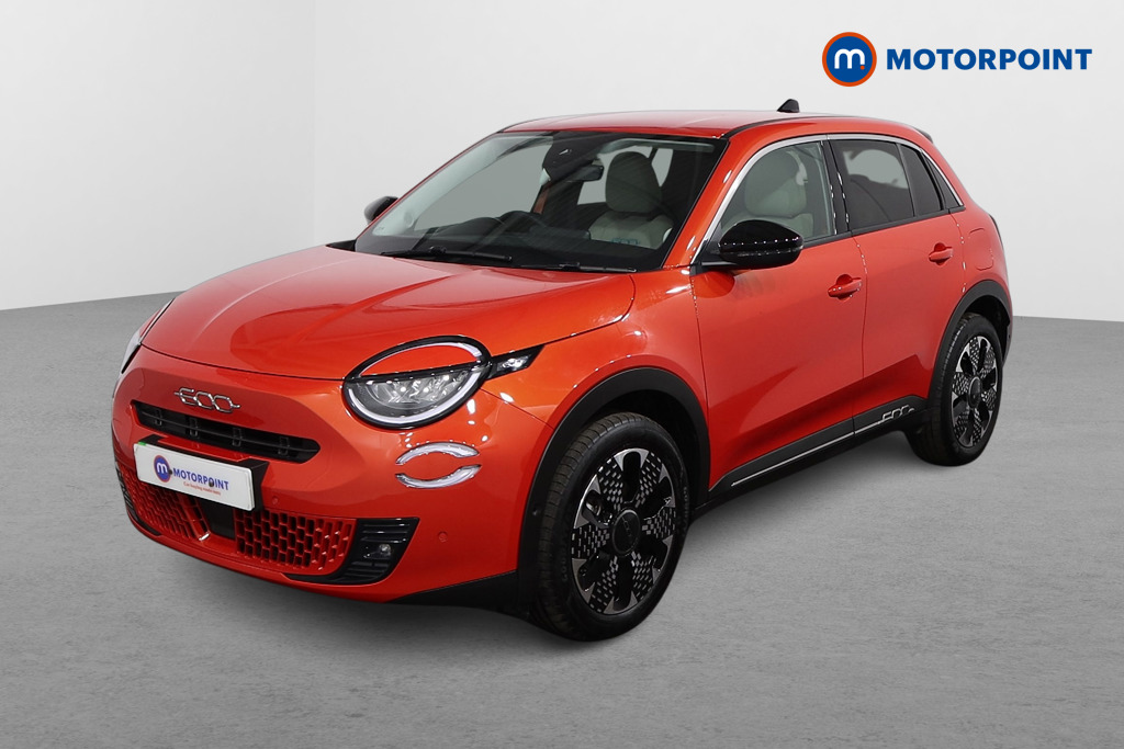 Fiat 600 La Prima Automatic Electric SUV - Stock Number (1580138) - Passenger side front corner