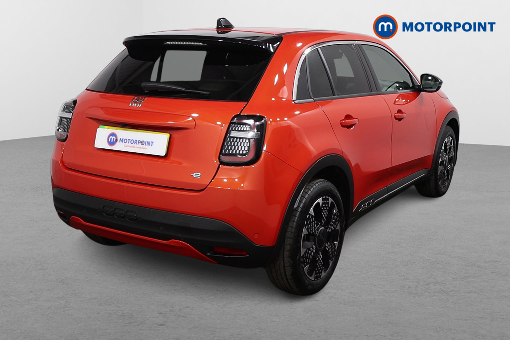 Fiat 600 La Prima Automatic Electric SUV - Stock Number (1580138) - Drivers side rear corner