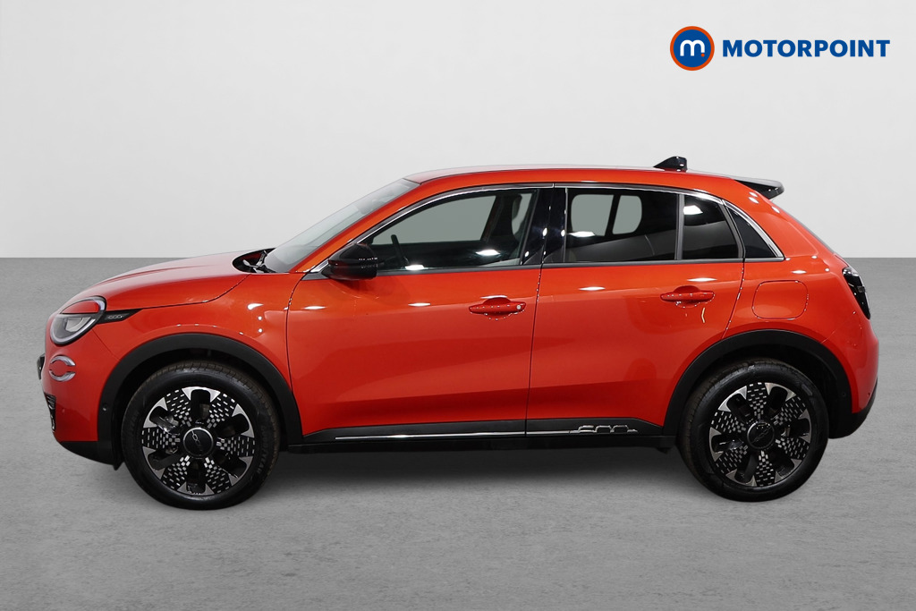 Fiat 600 La Prima Automatic Electric SUV - Stock Number (1580138) - Passenger side