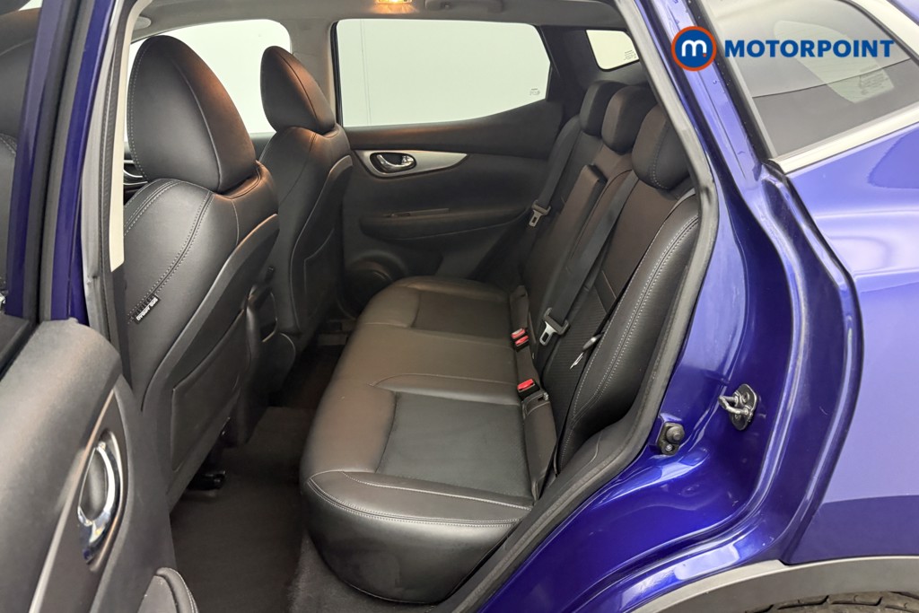 Nissan Qashqai Tekna Manual Petrol SUV - Stock Number (1581434) - 5th supplementary image