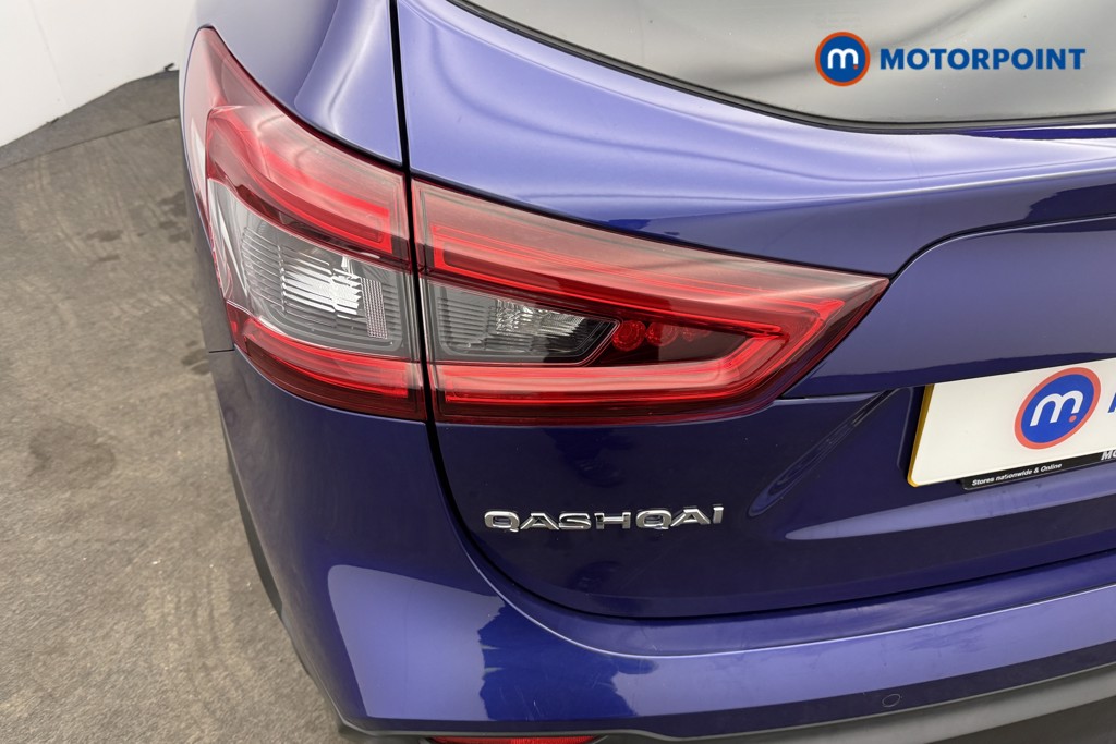 Nissan Qashqai Tekna Manual Petrol SUV - Stock Number (1581434) - 9th supplementary image