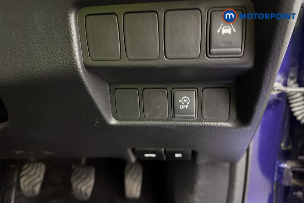 Nissan Qashqai Tekna Manual Petrol SUV - Stock Number (1581434) - 27th supplementary image