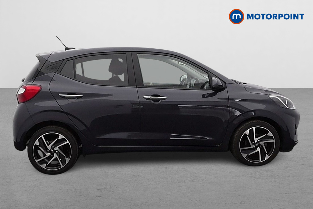 Hyundai I10 Premium Automatic Petrol Hatchback - Stock Number (1583646) - Drivers side