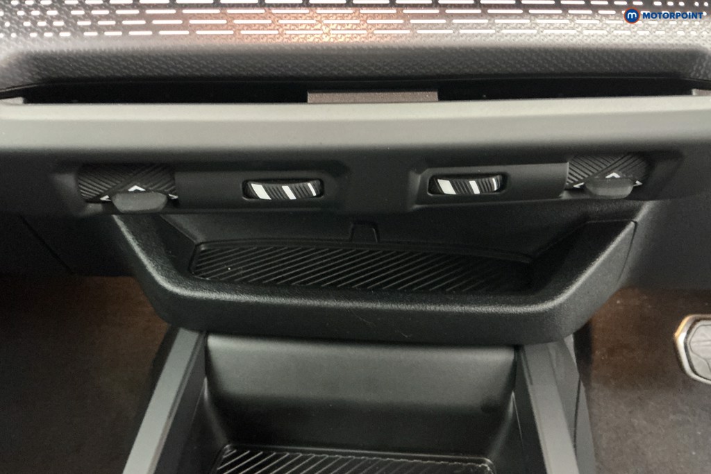 BMW 1 Series M Sport Automatic Petrol Hatchback - Stock Number (1584047) - 16th supplementary image