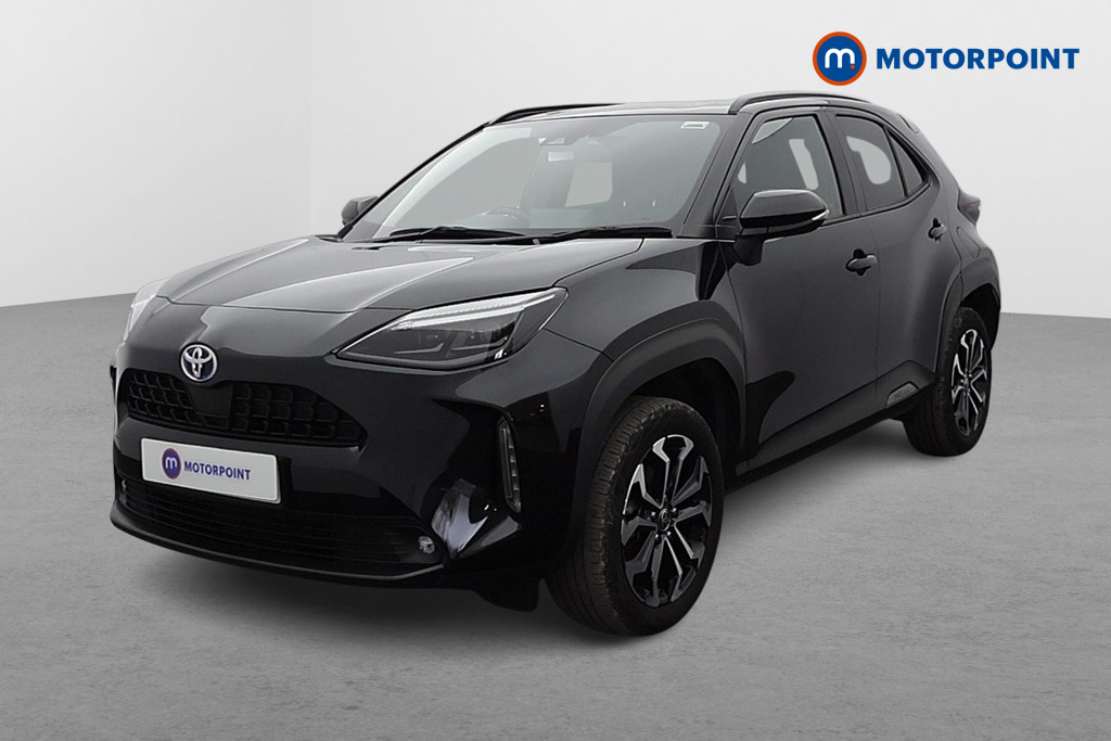 Toyota Yaris Cross Design Automatic Petrol-Electric Hybrid Estate - Stock Number (1584231) - Passenger side front corner
