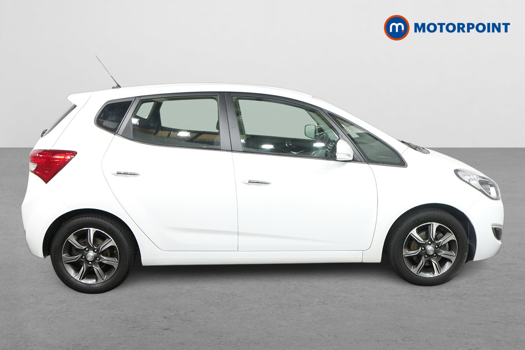 Hyundai Ix20 Se Nav Manual Diesel People Carrier - Stock Number (1584291) - Drivers side