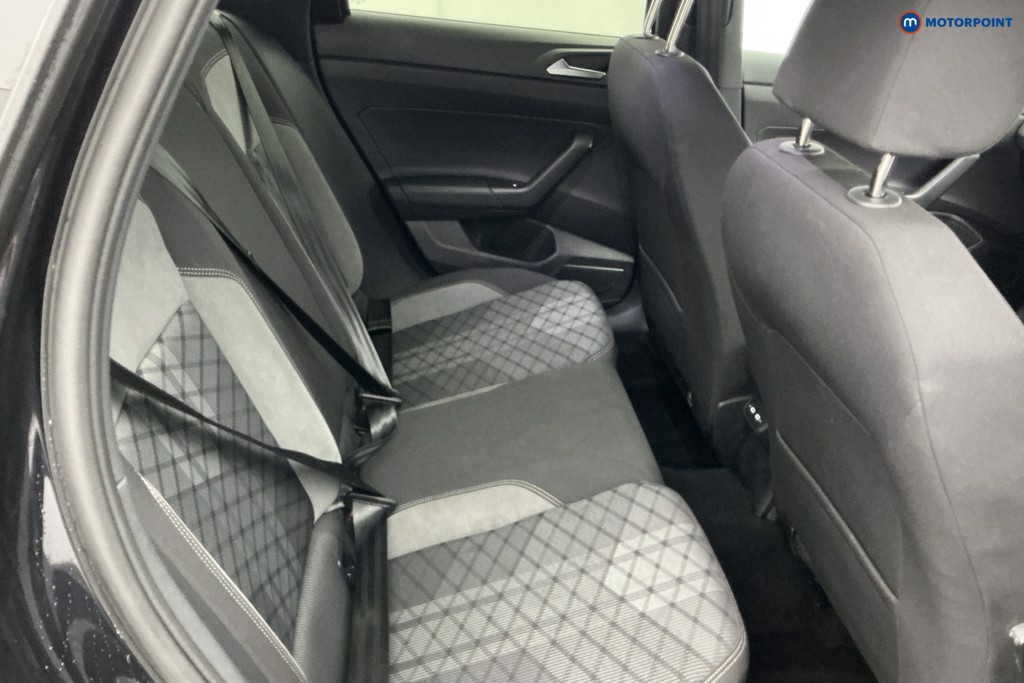 Volkswagen Taigo R-Line Manual Petrol SUV - Stock Number (1586223) - 4th supplementary image