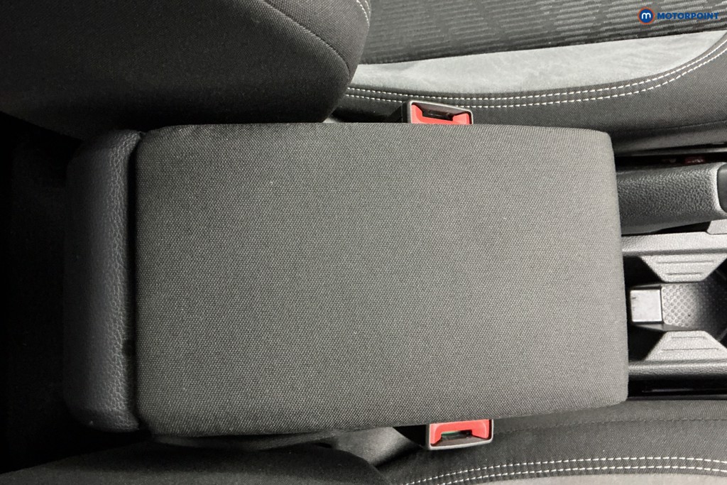 Volkswagen Taigo R-Line Manual Petrol SUV - Stock Number (1586223) - 12th supplementary image