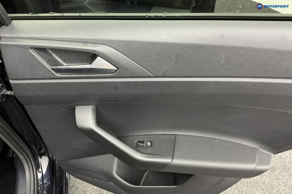 Volkswagen Taigo R-Line Manual Petrol SUV - Stock Number (1586223) - 21st supplementary image