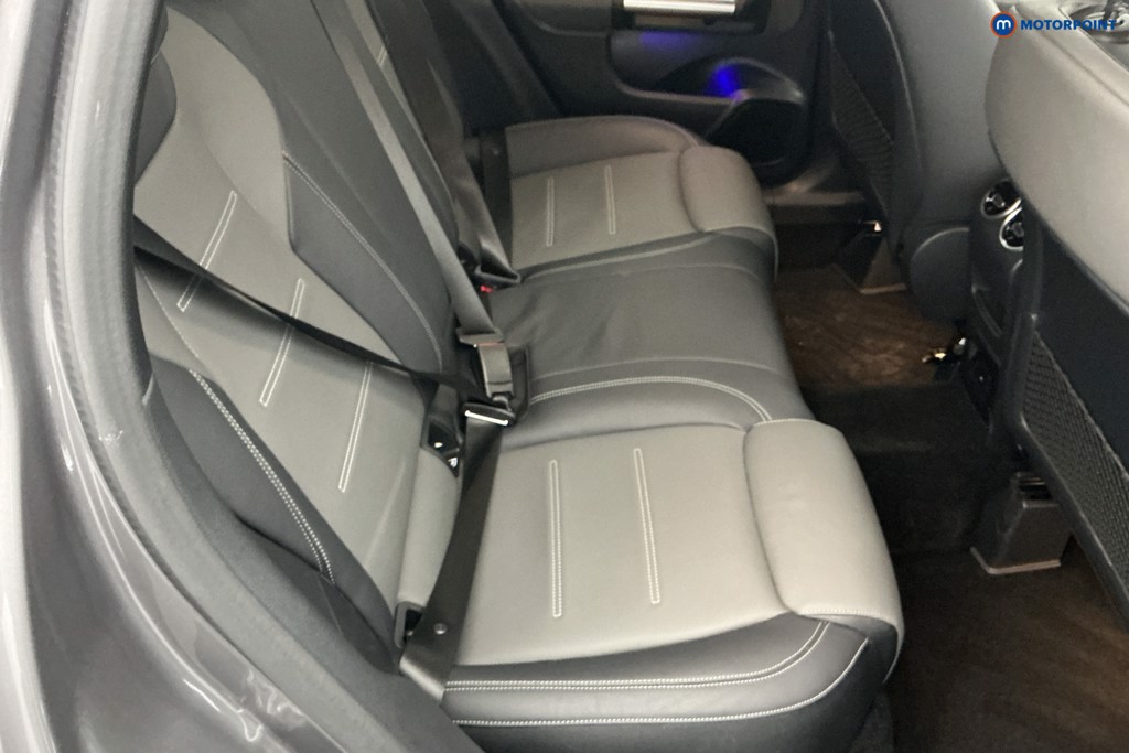 Mercedes-Benz GLA Exclusive Edition Automatic Petrol Plug-In Hybrid SUV - Stock Number (1586257) - 4th supplementary image