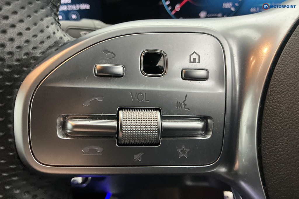 Mercedes-Benz GLA Exclusive Edition Automatic Petrol Plug-In Hybrid SUV - Stock Number (1586257) - 18th supplementary image